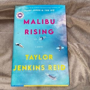 Book: MALIBU RISING by Taylor Jenkins Reid
